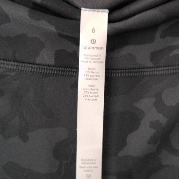 Lululemon Align High-Rise Legging Pant Size 6 Black Camo - Picture 3 of 3